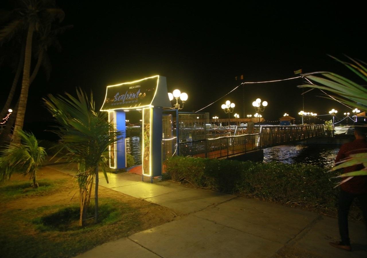 Beach Luxury Hotel Karatschi Exterior foto
